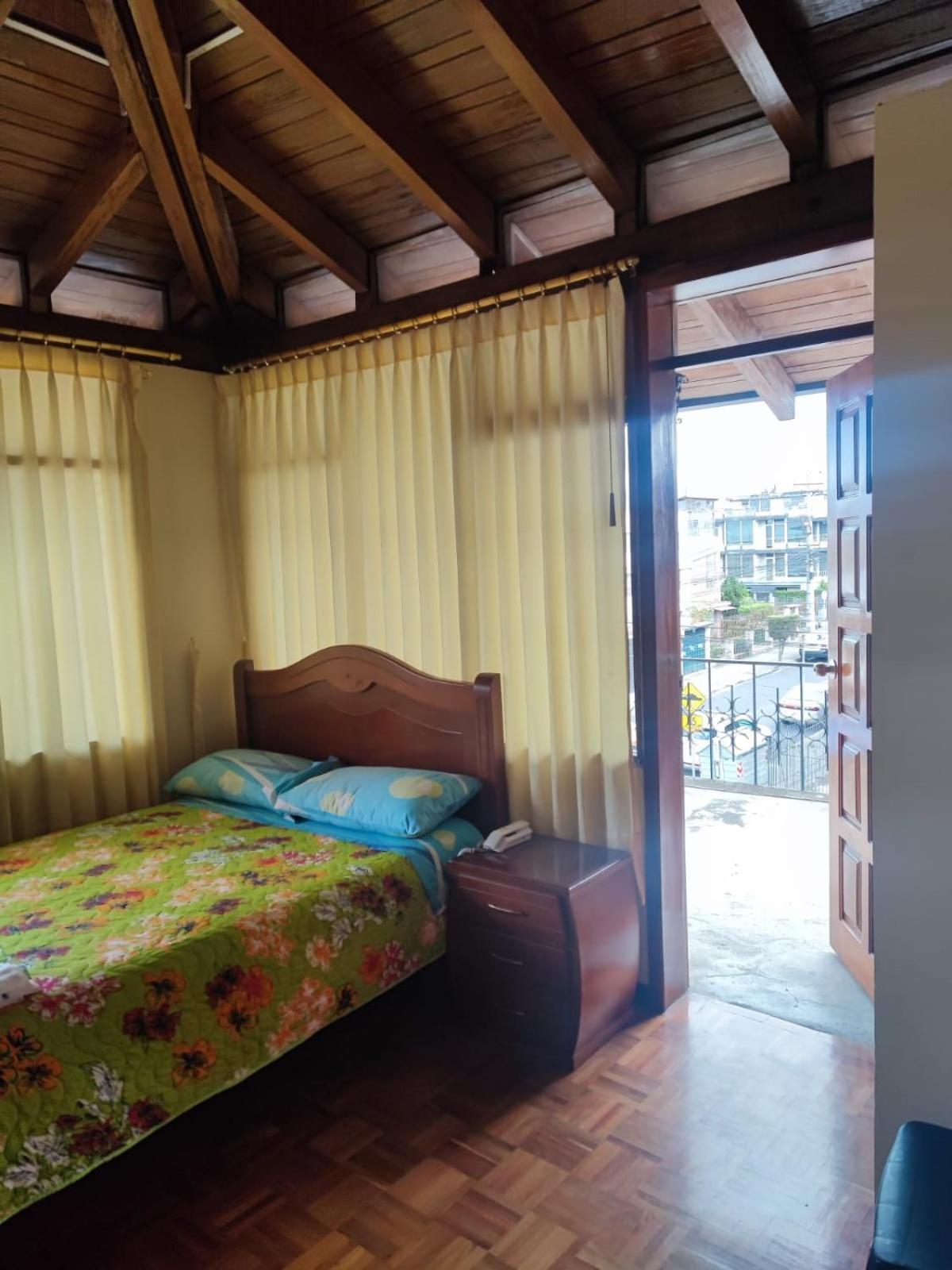 Hostal El Confort Quito Norte Buitenkant foto